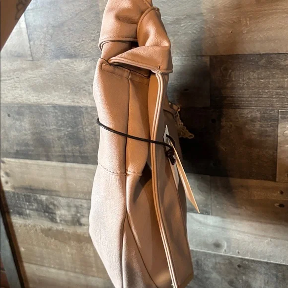 Jessica Simpson Women’s Luna Bag - Picture 5 of 10